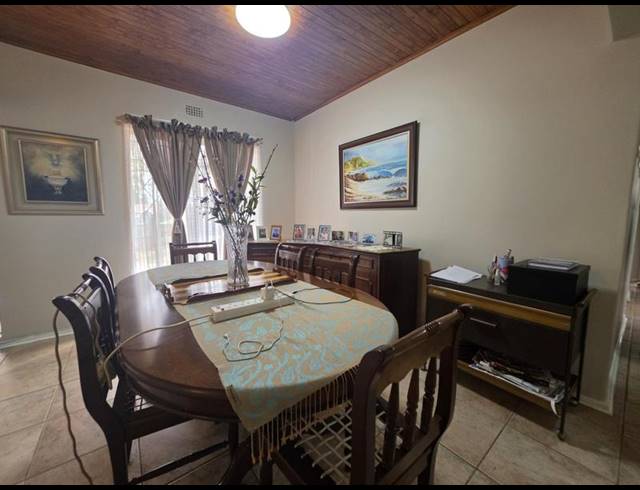 3 BEDROOM HOUSE FOR SALE IN BRACKENDOWNS